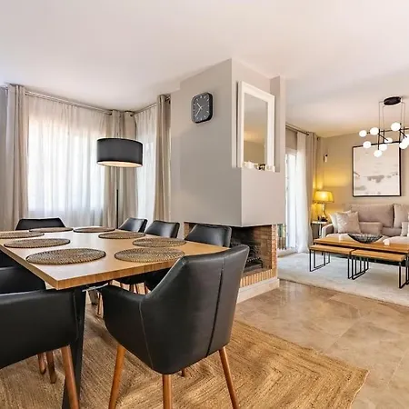 Unique Townhouse In Front Of Puerto Banus Holiday home