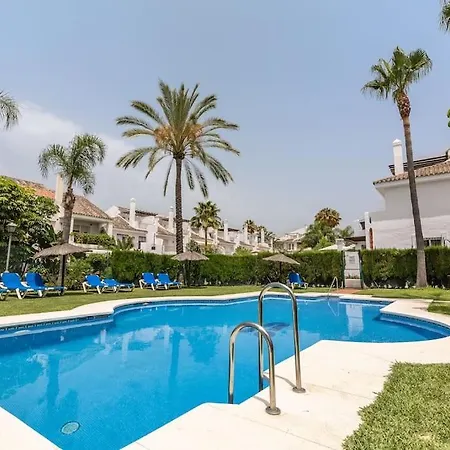 Holiday home Unique Townhouse In Front Of Puerto Banus